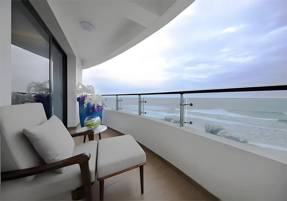 Glass Railing 3