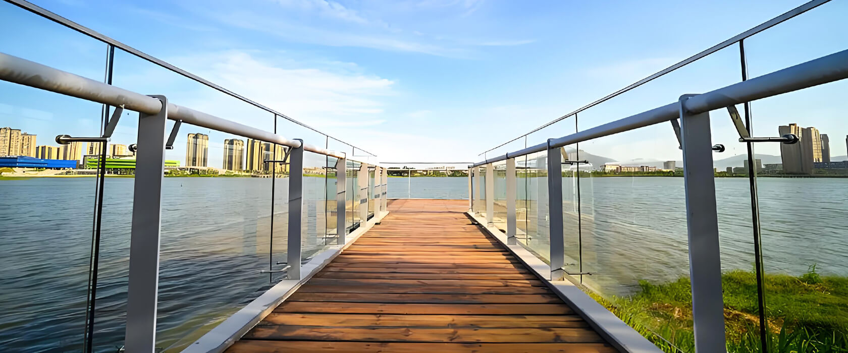 glass balcony railing 7