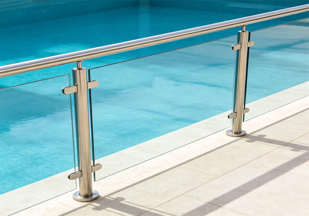 glass swimming pool railing 4