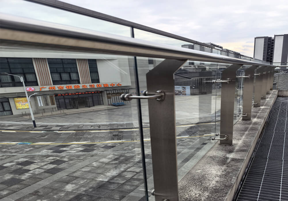 Metal Railing 8